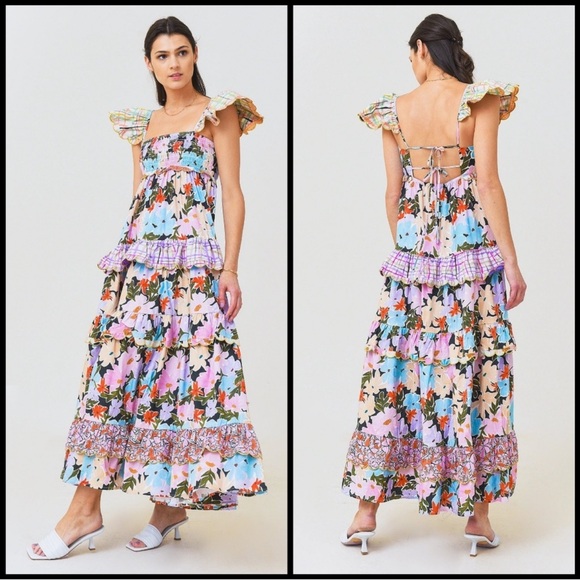 Celia B Dresses & Skirts - Celia B Kaira tiered floral maxi dress